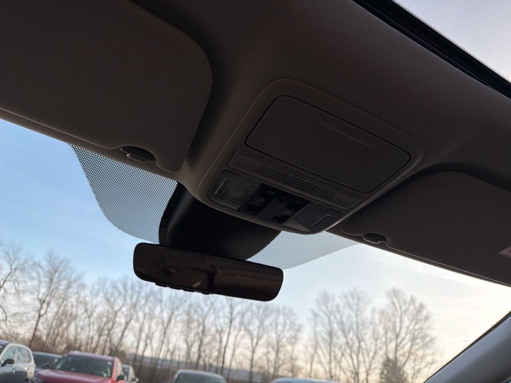 Thumbnail: 2026 Honda Odyssey - 14