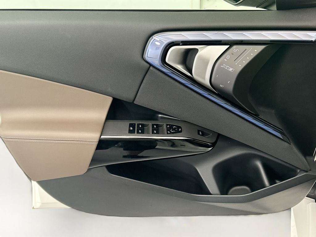 Thumbnail: 2026 BMW X3 - 23