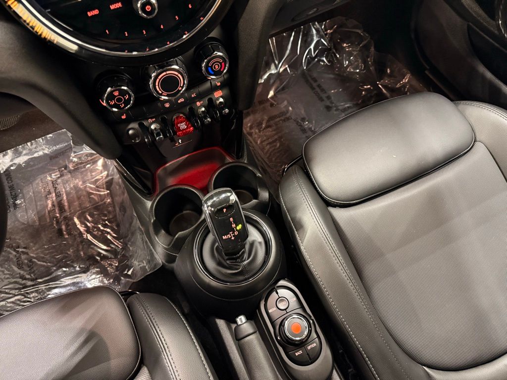 2022 MINI Cooper S 19