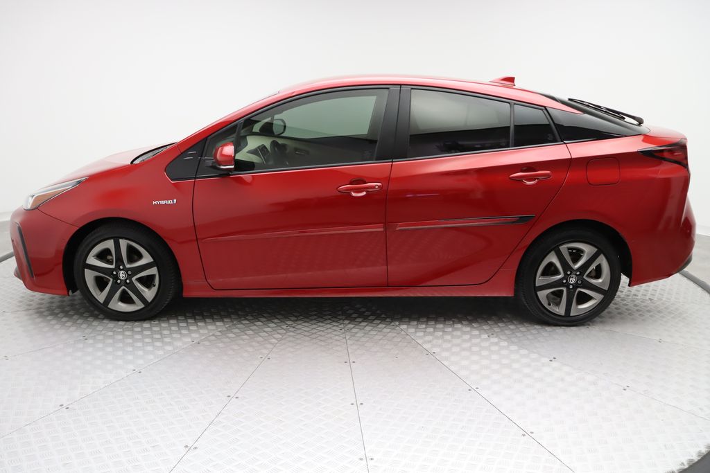 2019 Toyota Prius XLE 12