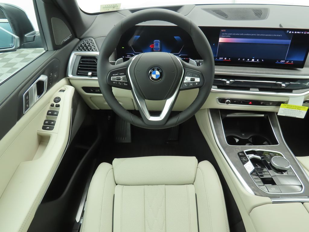 Thumbnail: 2026 BMW X5 - 10