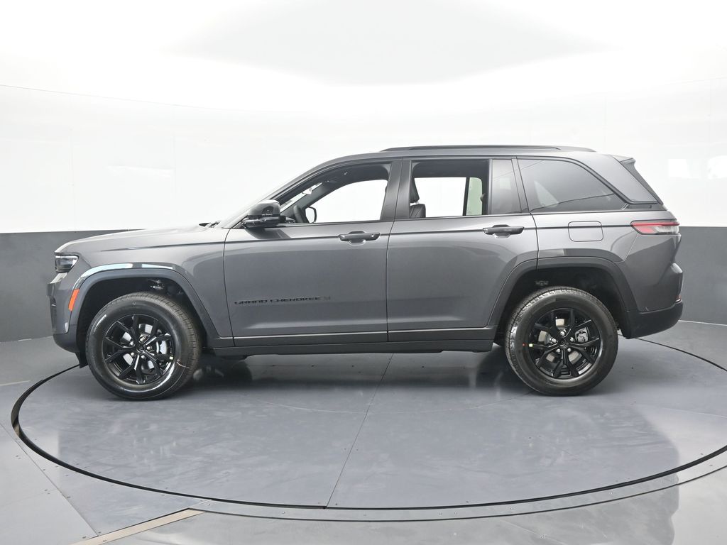New 2025 Baltic Gray Metallic Clearcoat Jeep Altitude X image 3