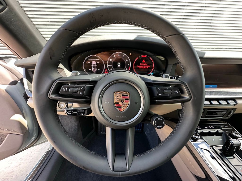 Thumbnail: 2026 Porsche 911 - 25