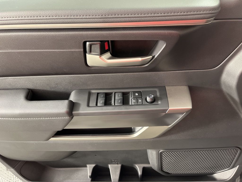 Thumbnail: 2024 Toyota Tundra - 27