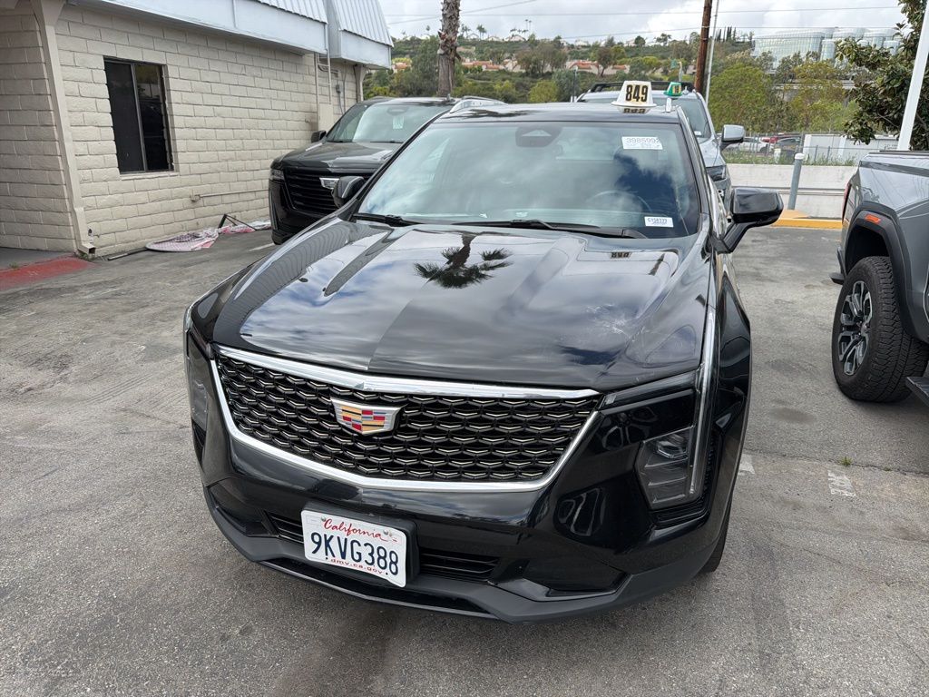 2024 Cadillac XT4 Premium Luxury AWD