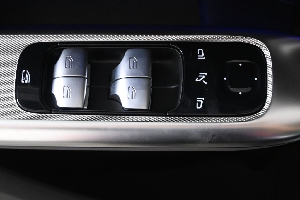 Thumbnail: 2026 Mercedes-Benz GLC - 26