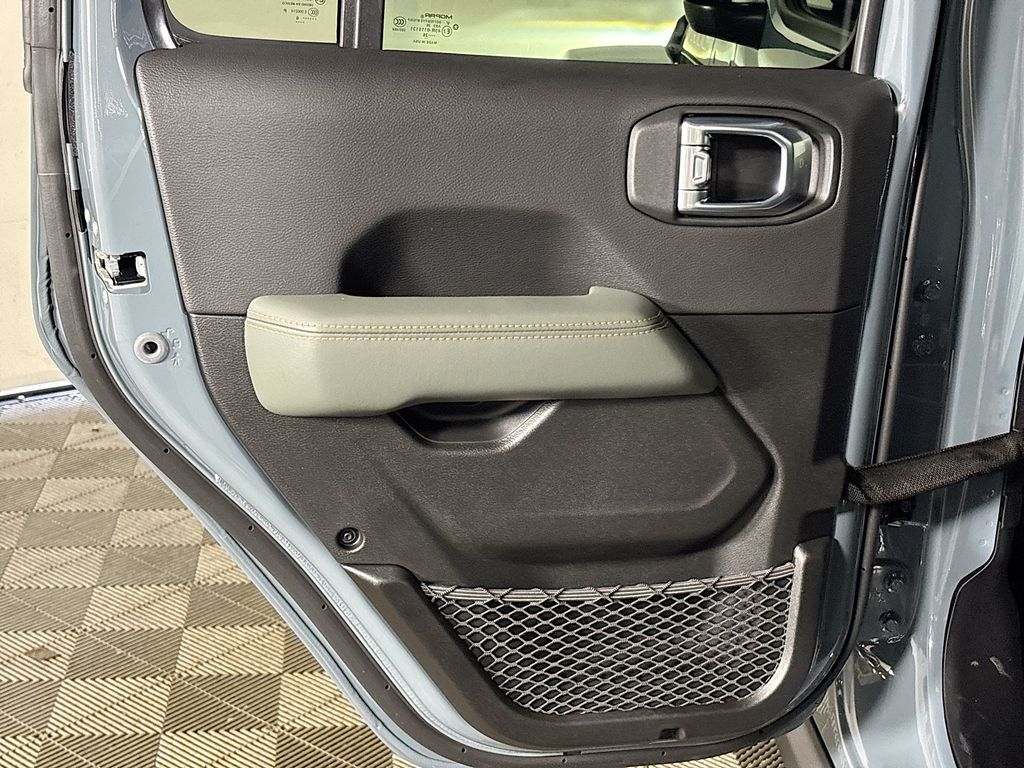 2026 Jeep Gladiator Mojave X