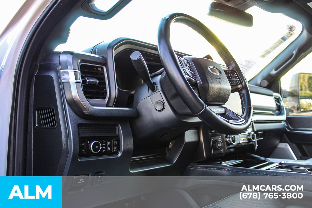 Used 2025 White Ford Platinum image 18