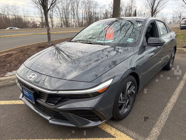 Ecotronic Gray 2025 Hyundai Elantra SEL Sport FWD Sedan Front-Wheel Drive Continuously Variable Transmission
