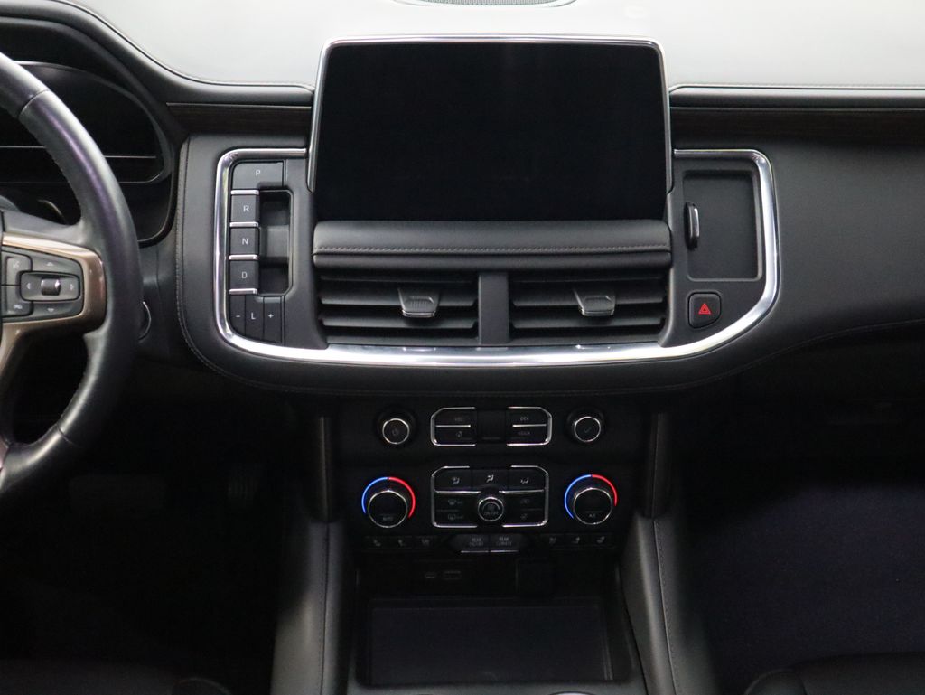 Thumbnail: 2023 Chevrolet Tahoe - 14