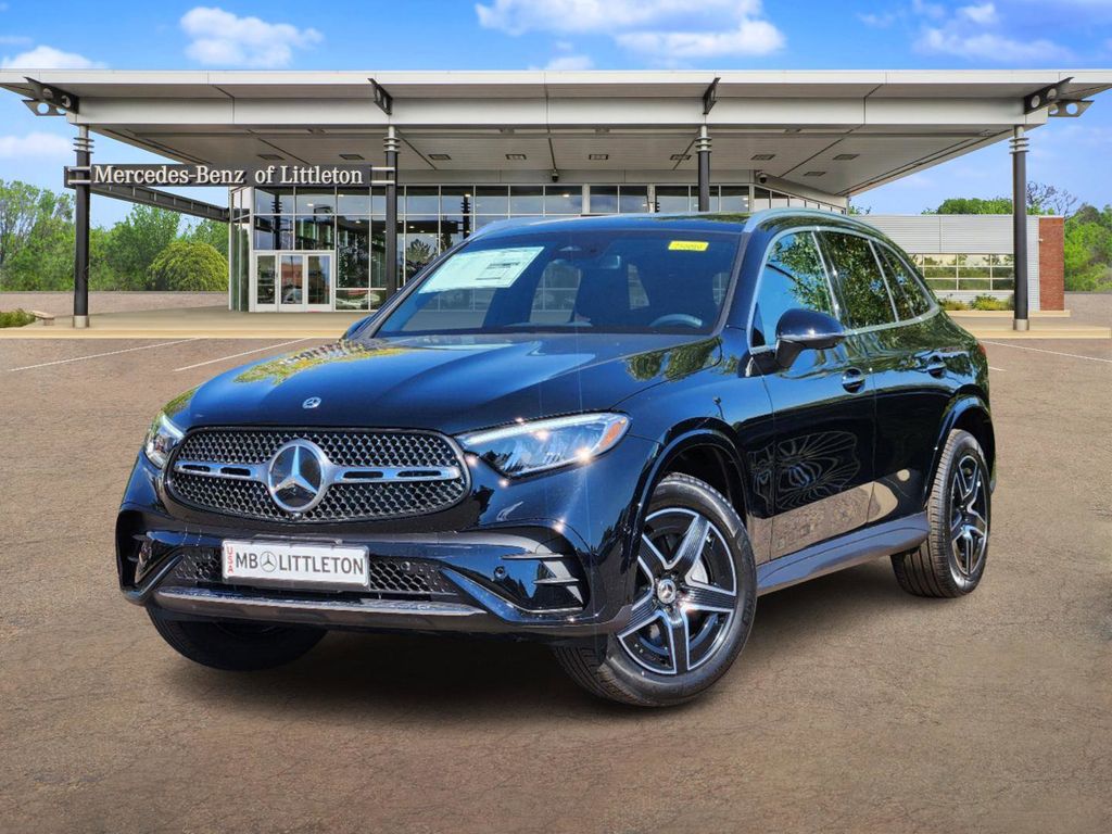 2025 Mercedes-Benz GLC GLC 300 1