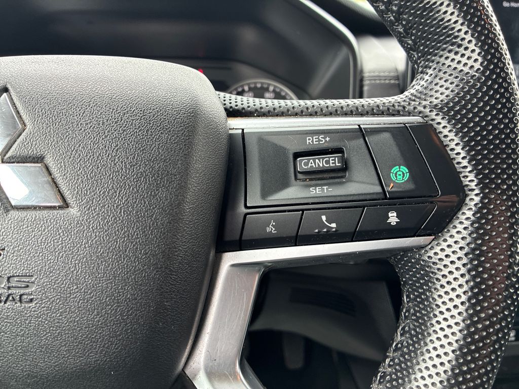 2023 Mitsubishi Outlander SE  at Auto Express Mitsubishi