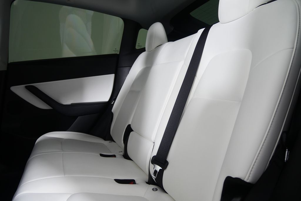 Thumbnail: 2021 Tesla Model Y - 16
