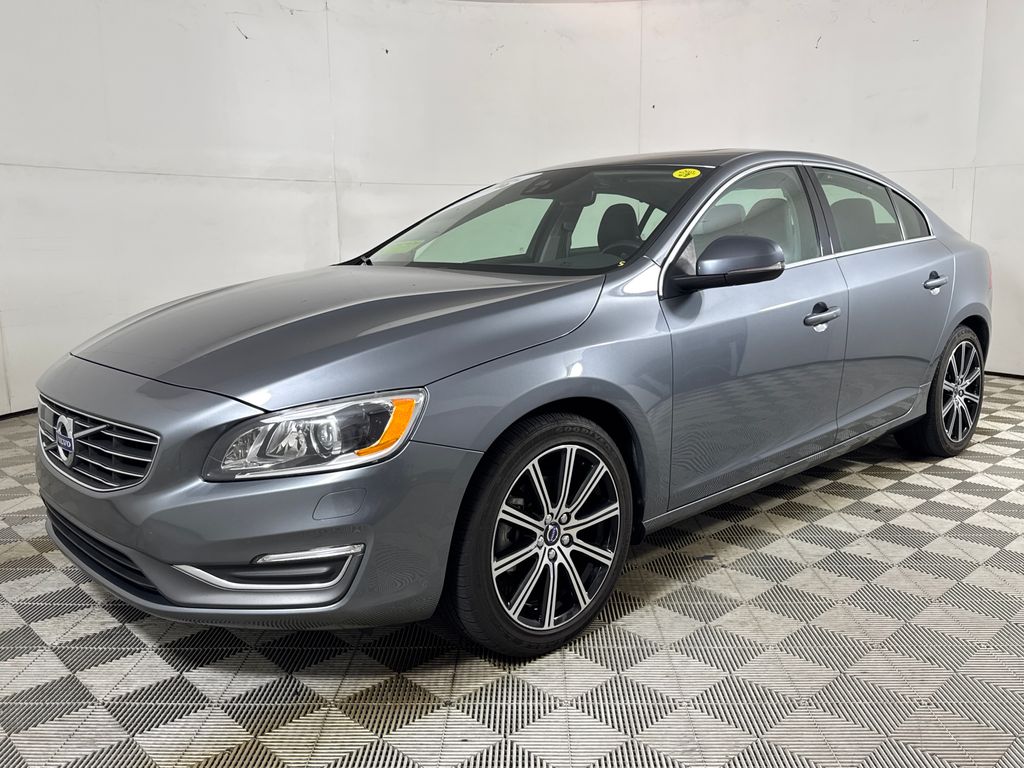 2017 Osmium Gray Metallic Volvo S60 Inscription T5 Platinum FWD Sedan