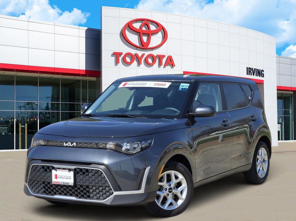 2023 Kia Soul LX FWD