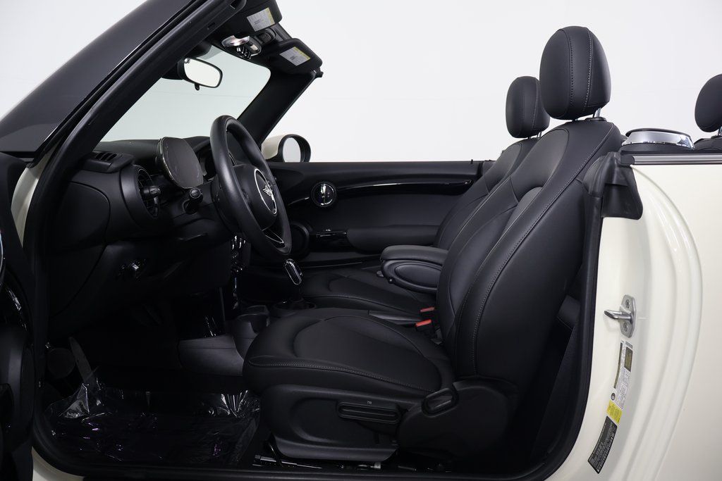 Thumbnail: 2021 MINI Cooper - 11