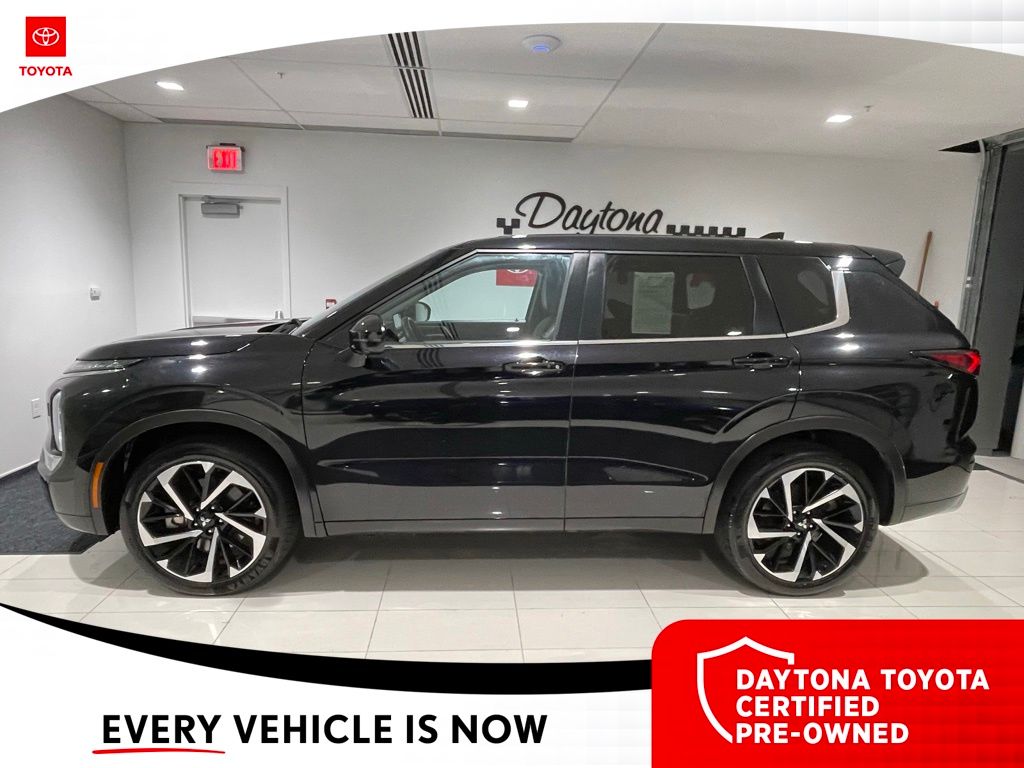 2024 Mitsubishi Outlander SE - Photo 12