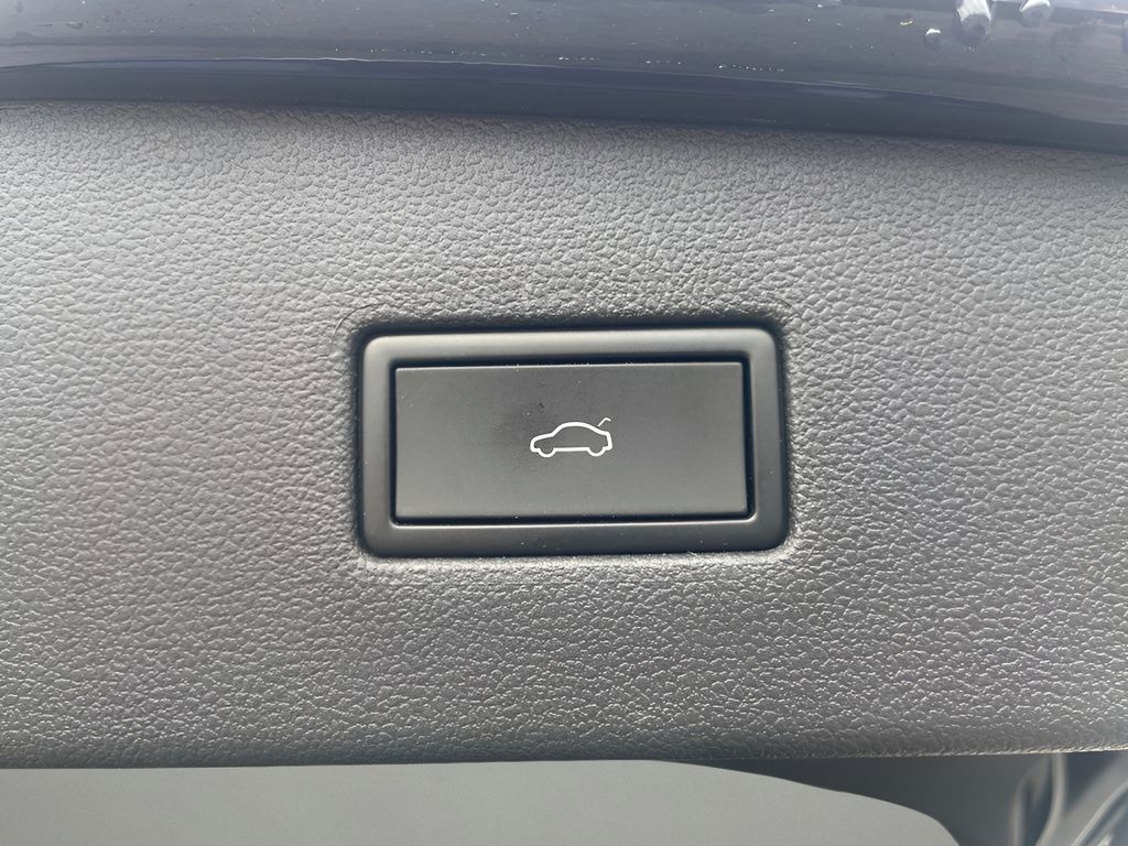 Used 2024 Volkswagen Tiguan SUV