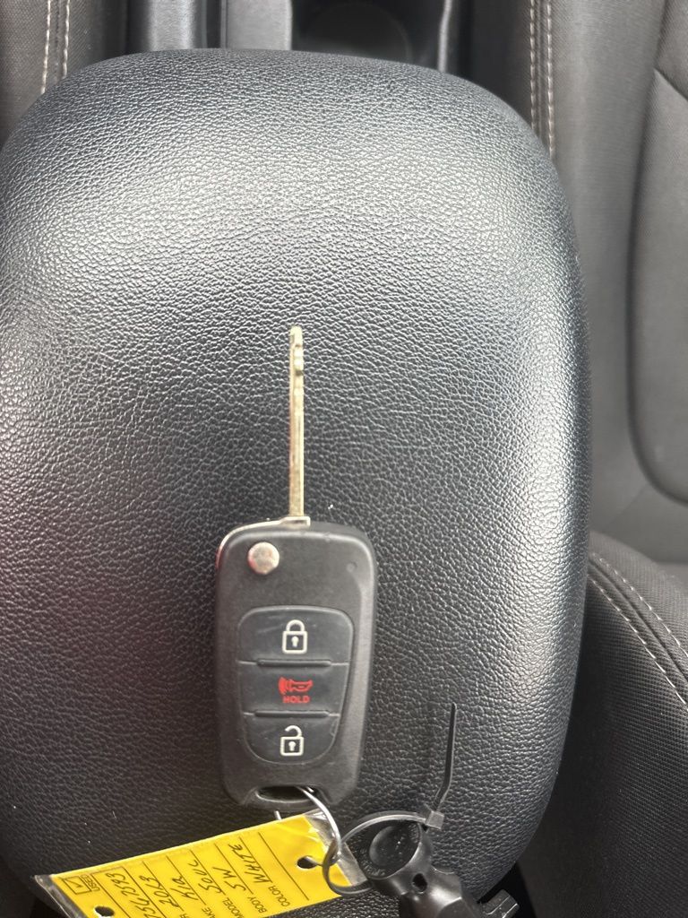 2013 Dune Kia Soul Plus FWD Hatchback