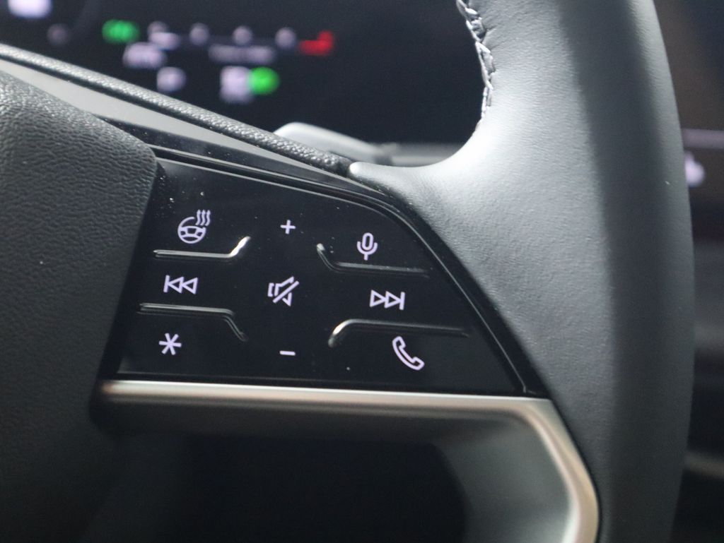 Thumbnail: 2025 Audi Q5 - 13