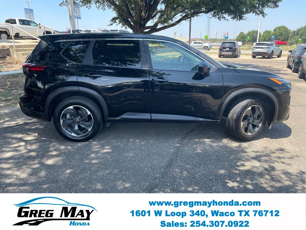 2025 Nissan Rogue SV - 1