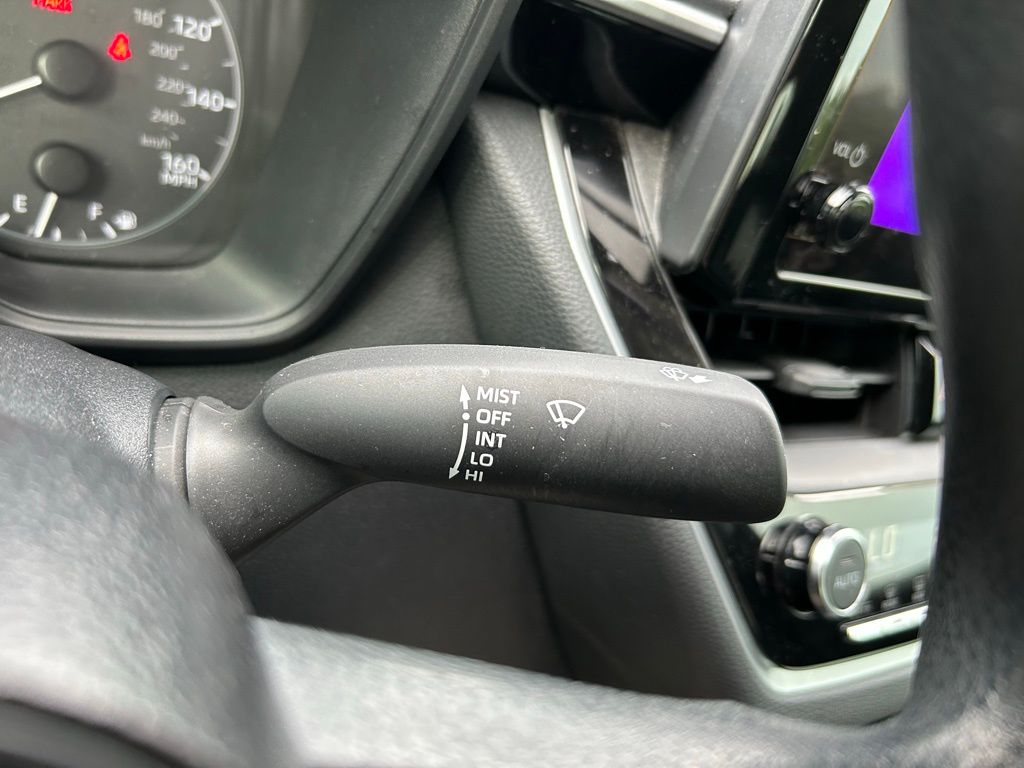 2024 Toyota Corolla LE 20