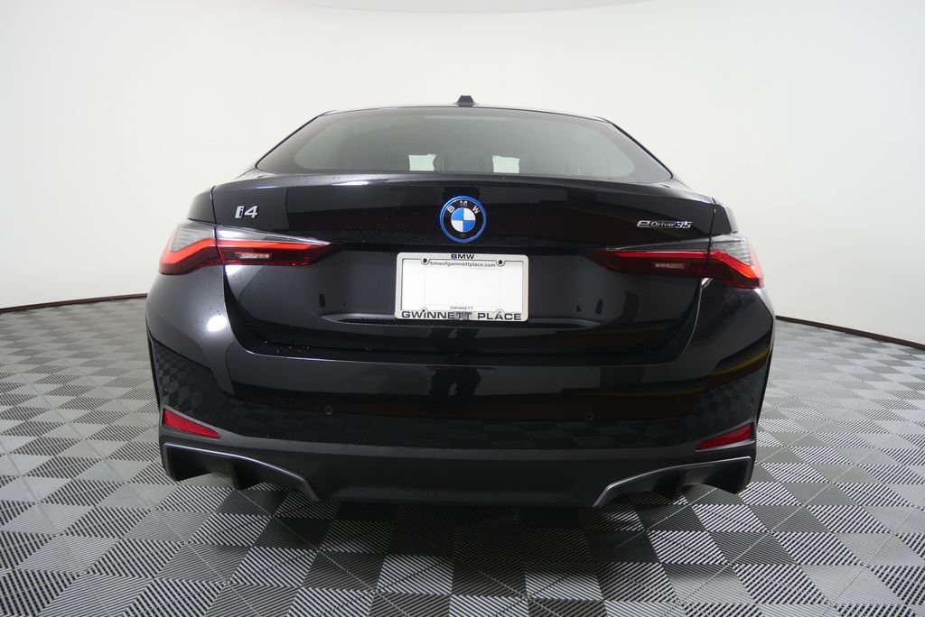Thumbnail: 2023 BMW i4 - 4