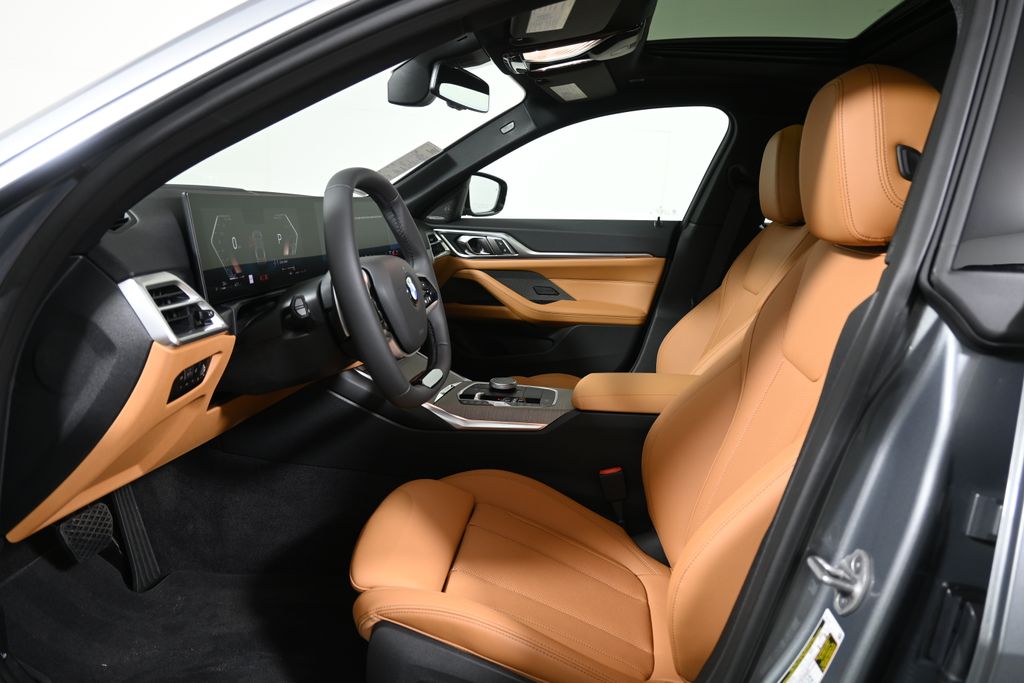 Thumbnail: 2026 BMW 4 Series - 3