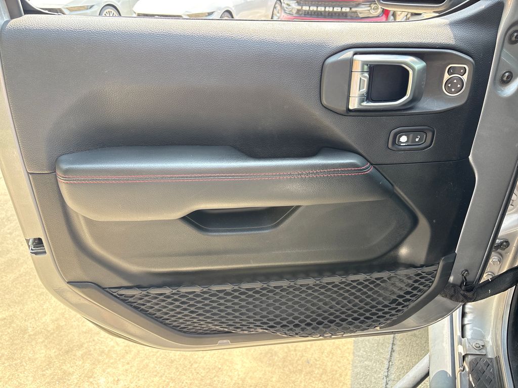 Certified Used 2020 Silver Jeep Rubicon image 15
