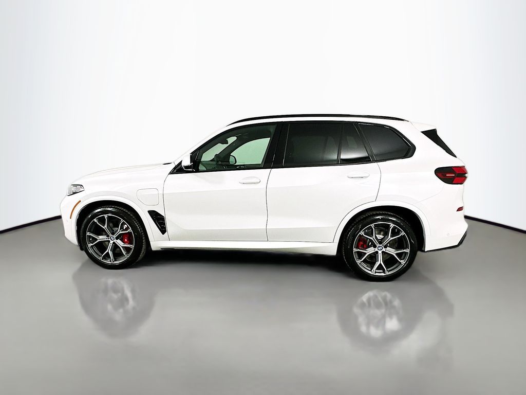 Thumbnail: 2026 BMW X5 - 8