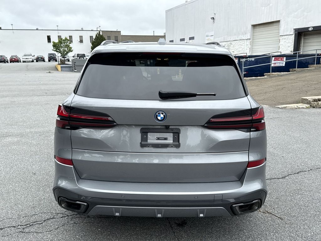 Thumbnail: 2024 BMW X5 - 22