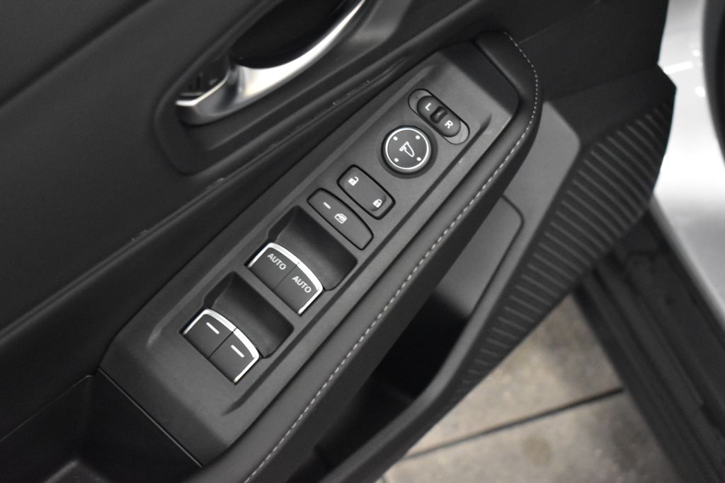 Thumbnail: 2025 Honda Accord - 9