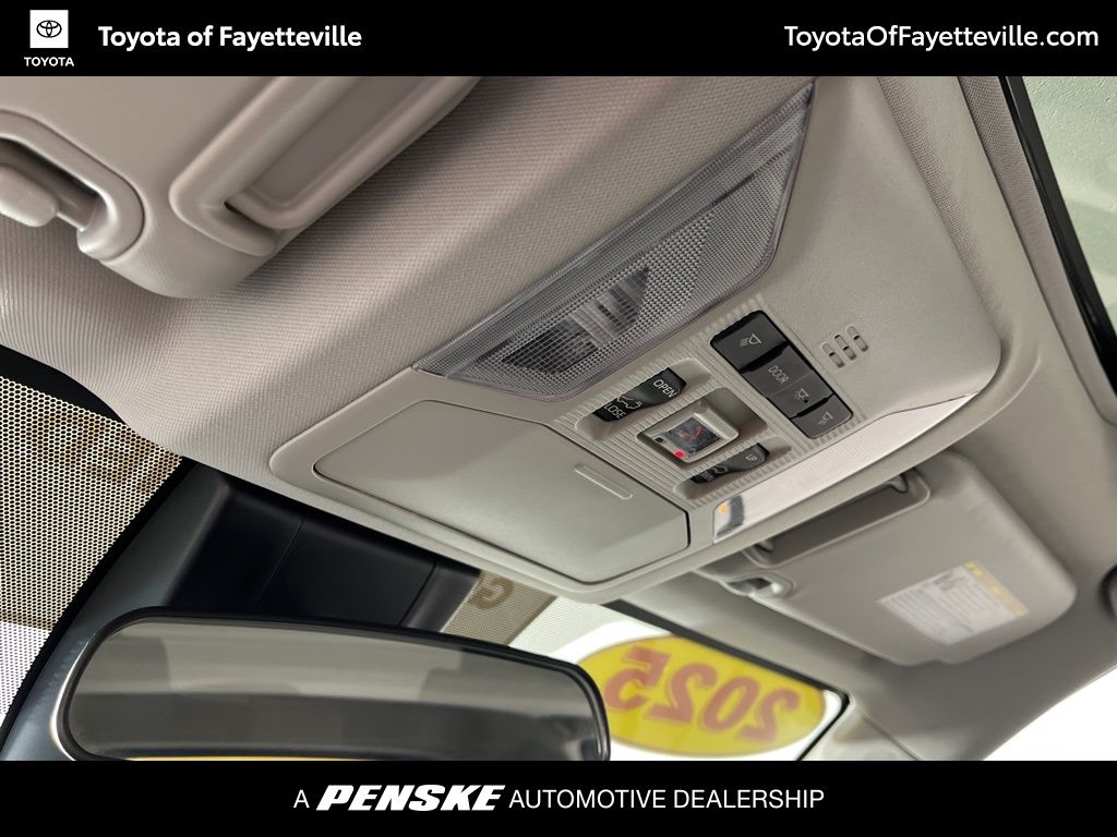 Thumbnail: 2025 Toyota RAV4 - 26