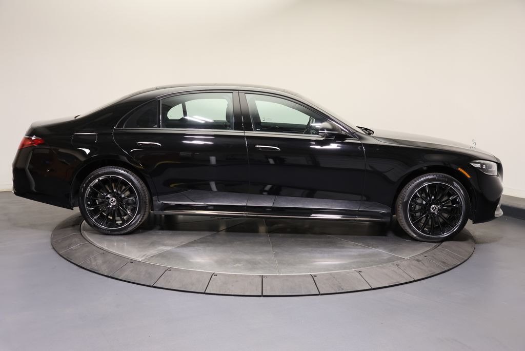 Thumbnail: 2026 Mercedes-Benz S-Class - 8