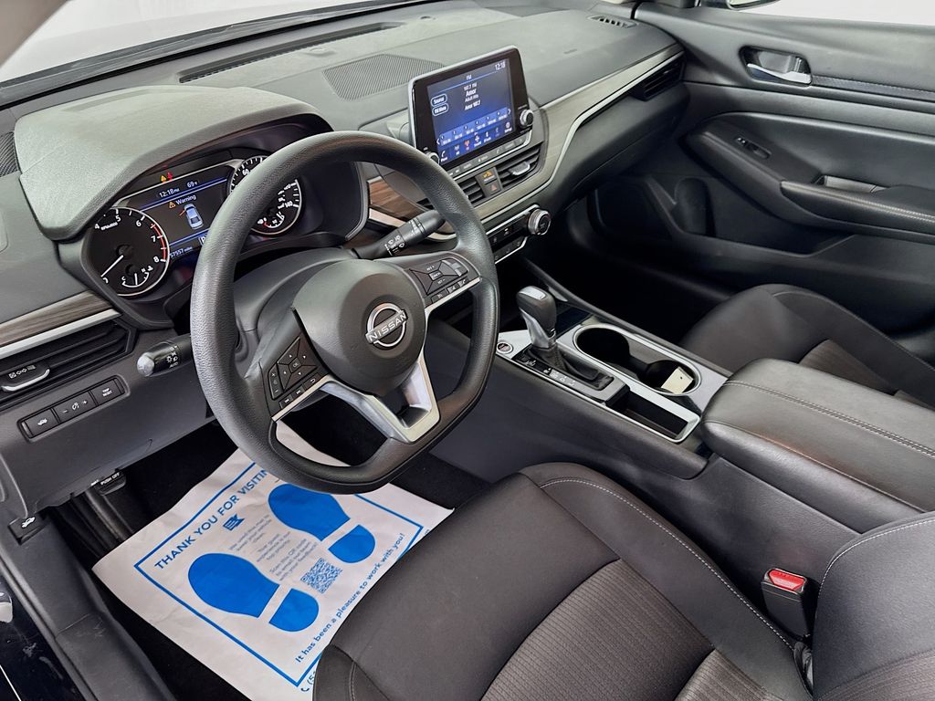 Used Car 2024 Nissan Altima  2.5 Sv For Sale Under $20,000 In Austin, Texas