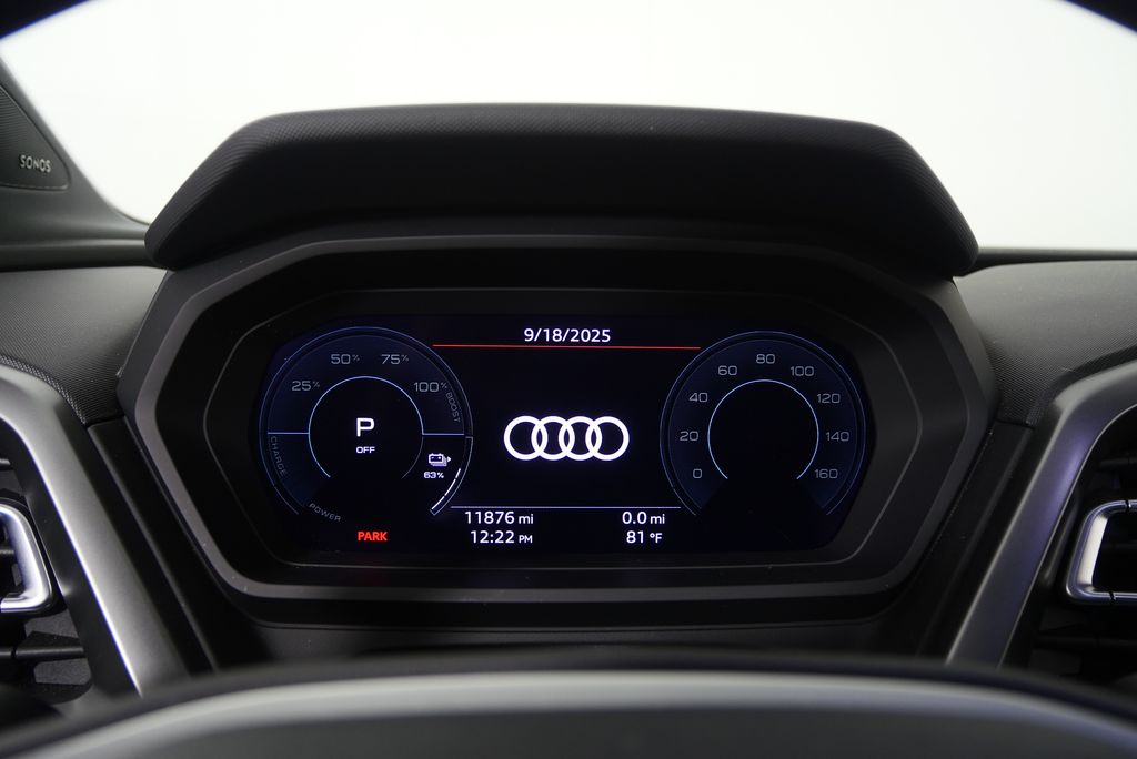 Thumbnail: 2022 Audi Q4 e-tron - 22