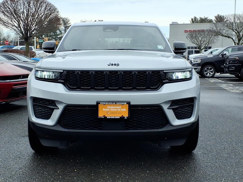 used 2023 Jeep Grand Cherokee car, priced at $32,900