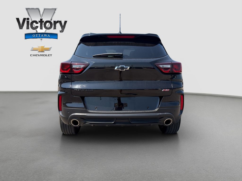 Used 2025 Black Chevrolet RS image 5