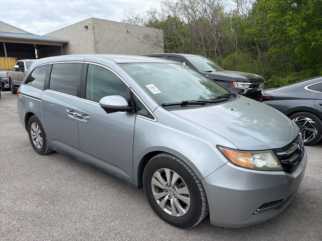 Lunar Silver Metallic 2016 Honda Odyssey SE FWD Minivan Front-Wheel Drive 6-Speed Automatic