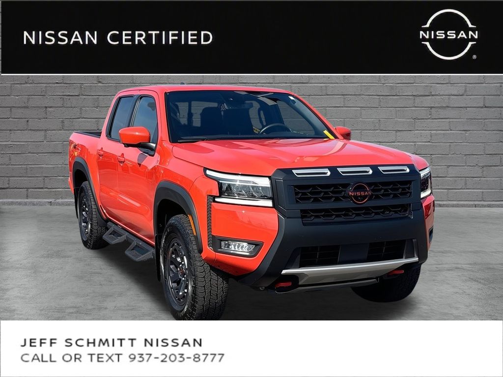 2025 Nissan Frontier PRO-4X Crew Cab 4WD
