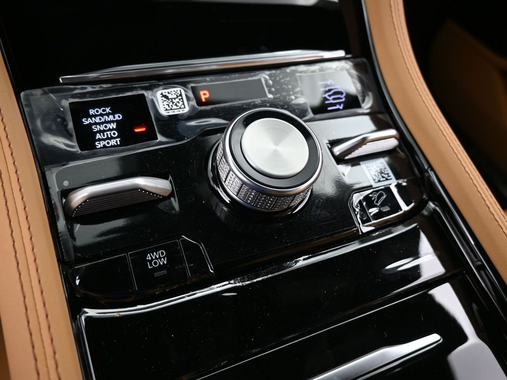 New 2025 Silver Zynith Jeep Summit image 22