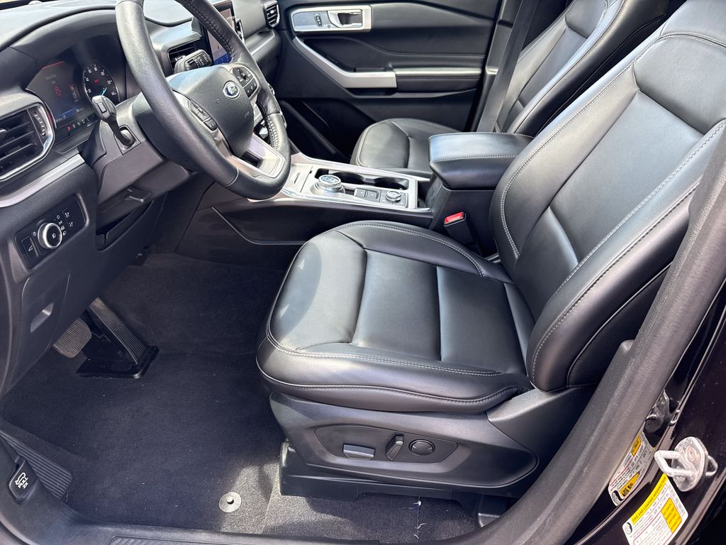 Used 2024 Ford Explorer SUV