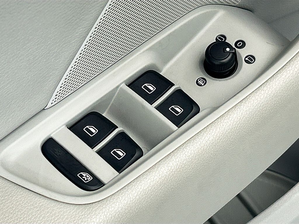 Thumbnail: 2015 Audi A3 - 20