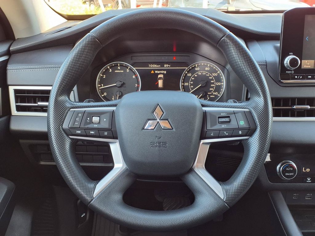 Used 2024 Mitsubishi Outlander SUV