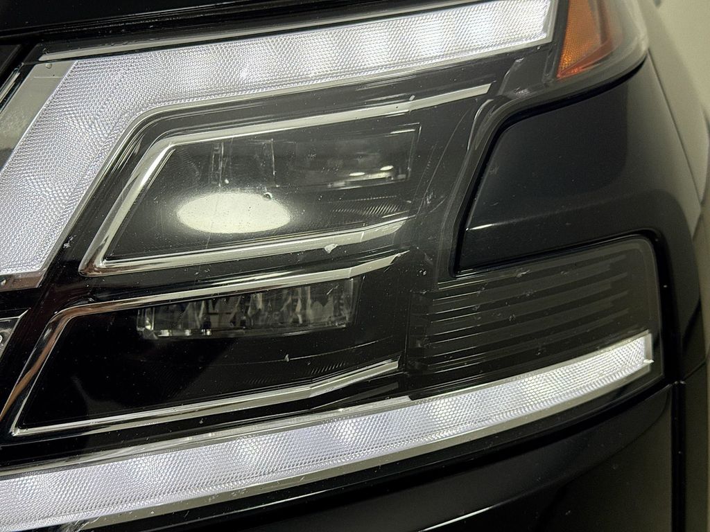 Used Car 2024 Nissan Armada  Sv For Sale Under $35,000 In Austin, Texas