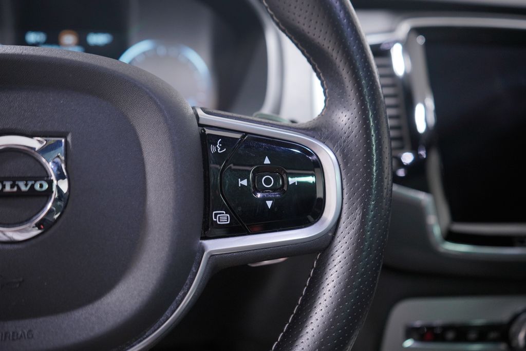 Thumbnail: 2017 Volvo XC90 - 20