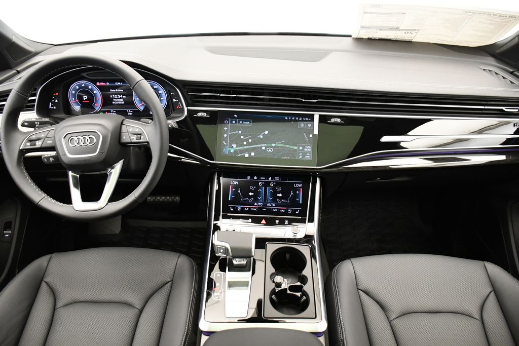 Thumbnail: 2026 Audi Q7 - 20