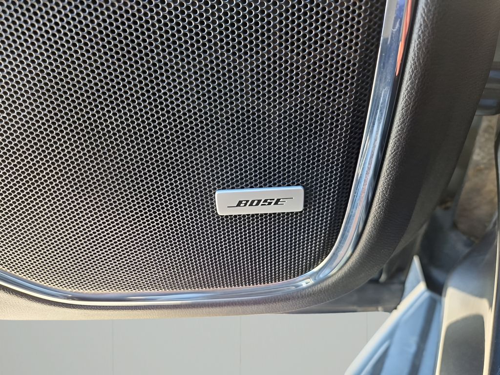 Used Car 2019 Chevrolet Suburban  Lt For Sale Under $25,000 In Austin, Texas