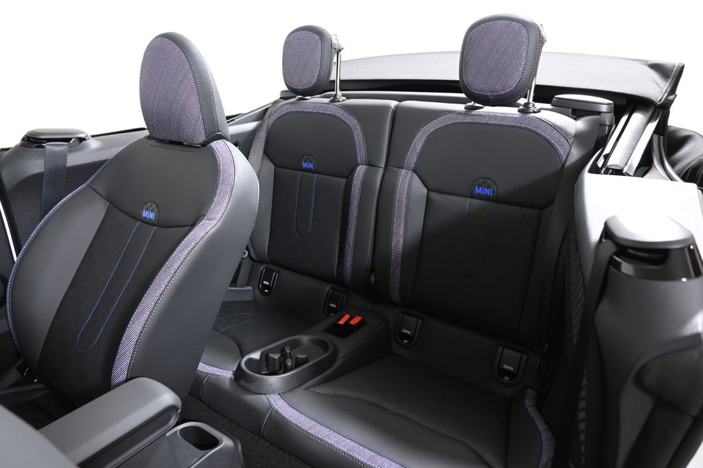 Thumbnail: 2026 MINI Cooper - 29