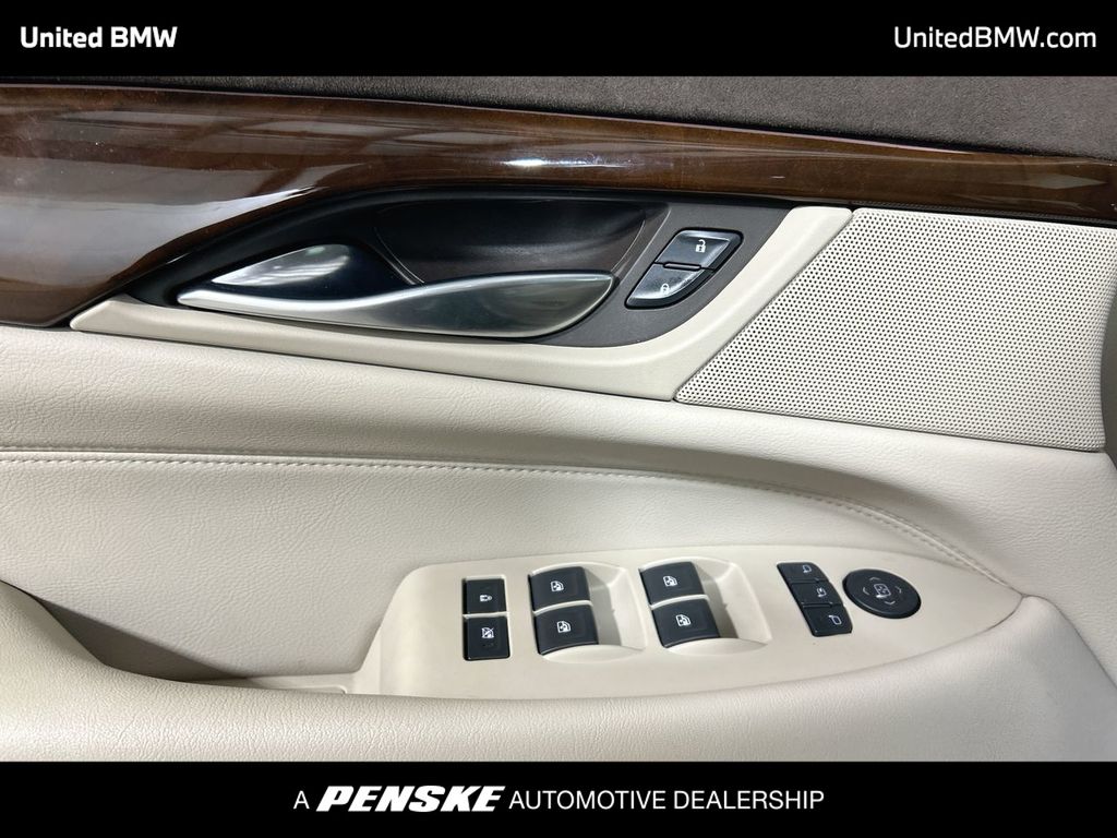 Thumbnail: 2016 Cadillac Escalade - 11
